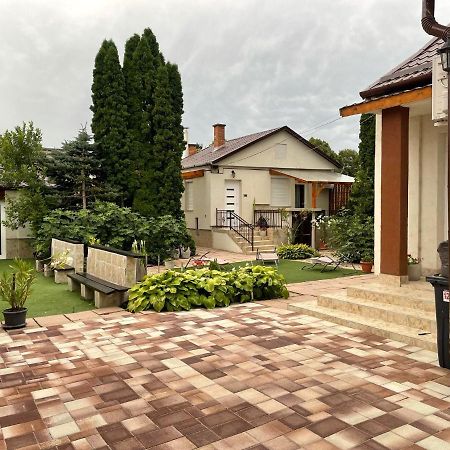 Adam Apartman Hajdúszoboszló Extérieur photo