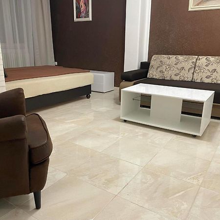 Adam Apartman Hajdúszoboszló Extérieur photo