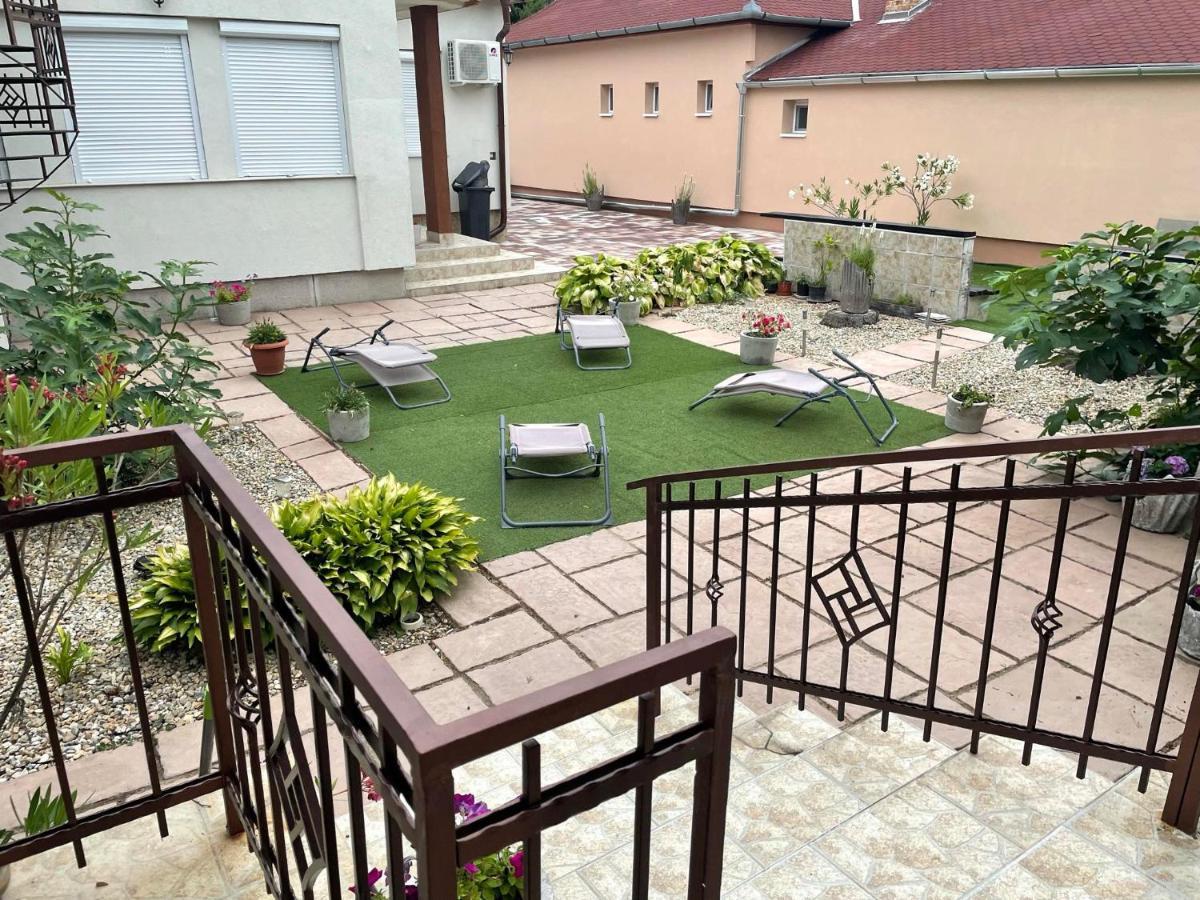 Adam Apartman Hajdúszoboszló Extérieur photo