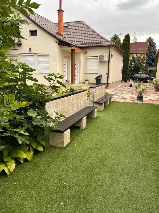 Adam Apartman Hajdúszoboszló Extérieur photo