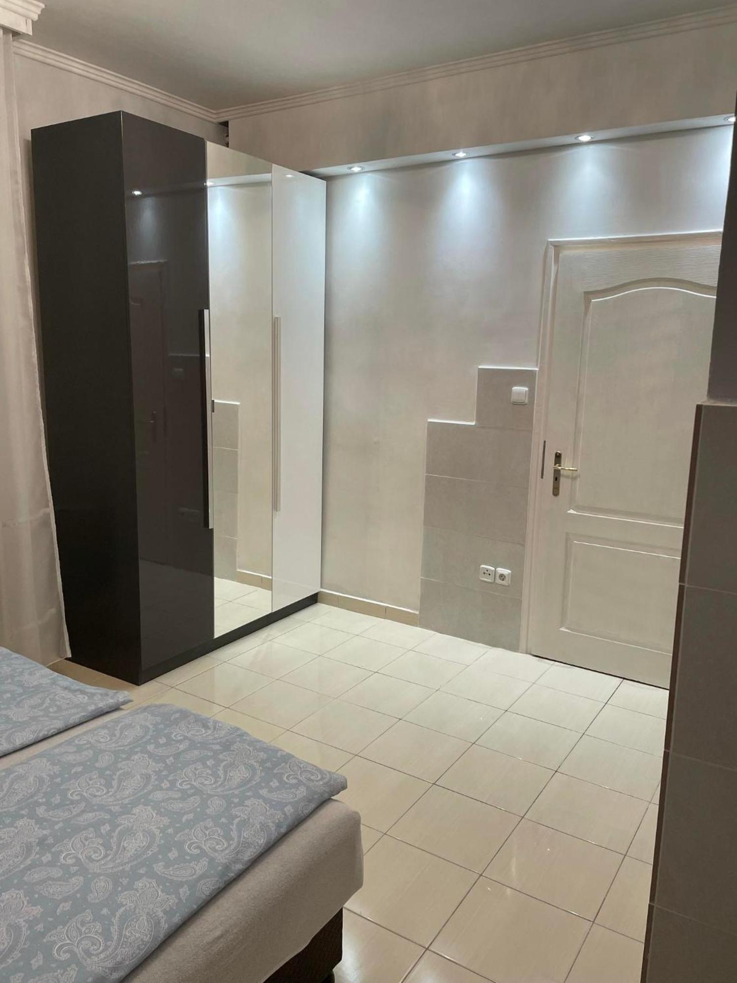 Adam Apartman Hajdúszoboszló Extérieur photo